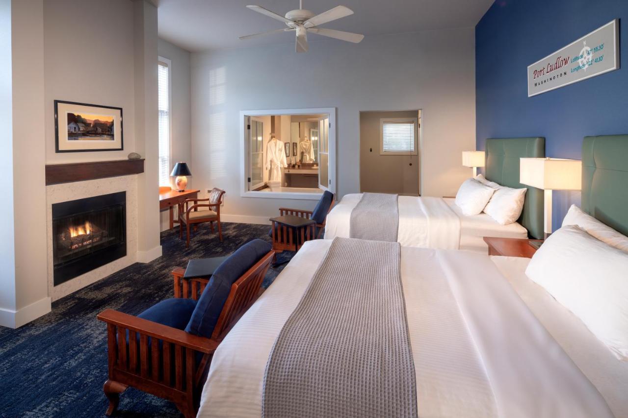 Hotel At 4*